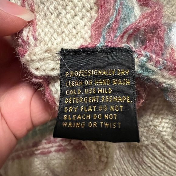 Vintage Eddie Bauer Wool Fair Isle Sweater Vest L - Picture 6 of 6